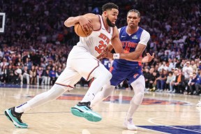 欧宝体育网页版-赛地聚焦——NBA季后赛赛前热度飙升；亚特兰大外线爆发；话题不断；医务组通报恢复