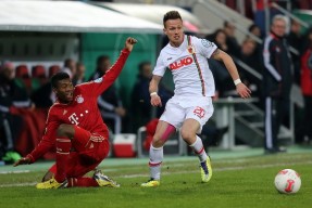 欧宝体育-国足领先2球被扳平新闻