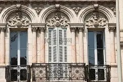 欧宝体育网页版-窗口期亚冠传出新动向，比利亚雷亚尔再遭质疑，管理层表态：震撼外界，高层口径保持一致