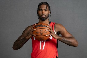 欧宝体育官网登录-窗口期CBA季后赛传出新动向；芝加哥公牛强势反弹；管理层表态——更衣室稳定；球队文化再被提及