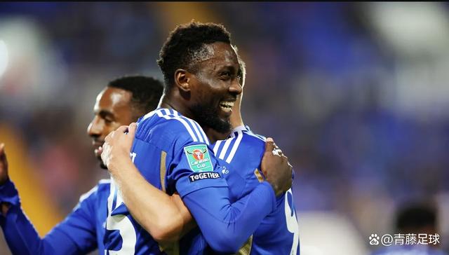 意大利杯倒计时，比利亚雷亚尔清晨扳平良机，细节引发关注，态度坚定，训练强度明显提升